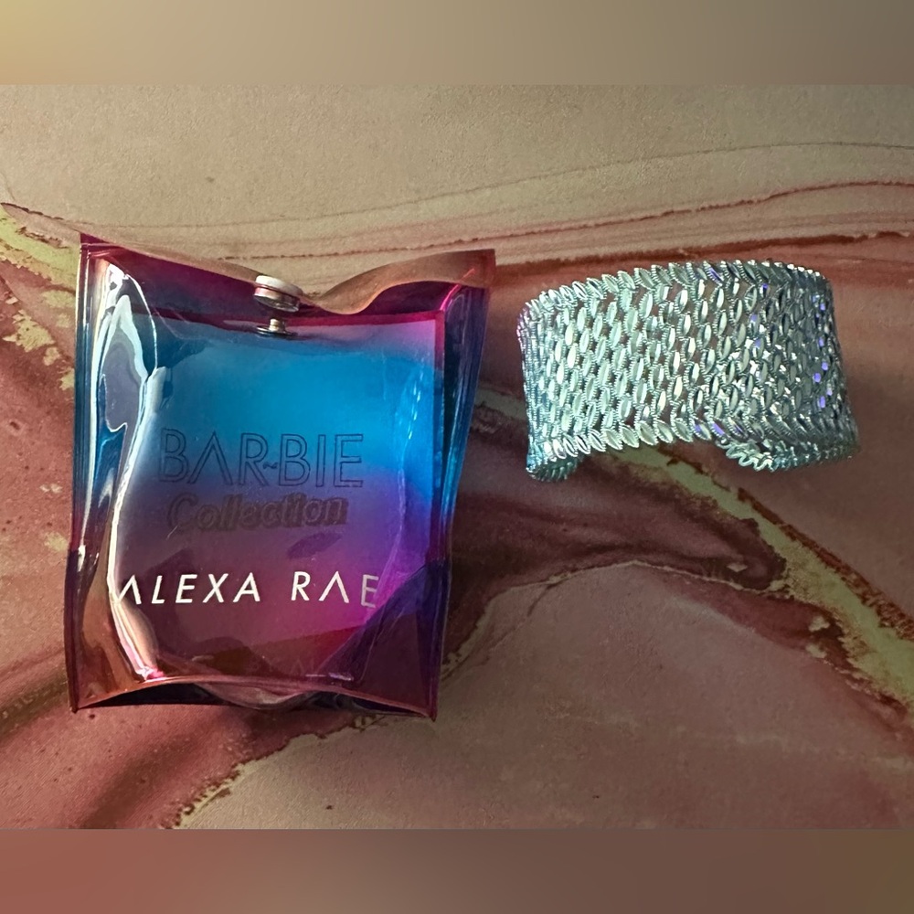 By Alexa Rae bracelet cuff - Picture 2 of 2